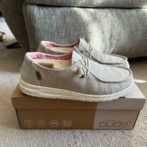 Hey Dude Wendy Chambray - White Nut. Size 8.